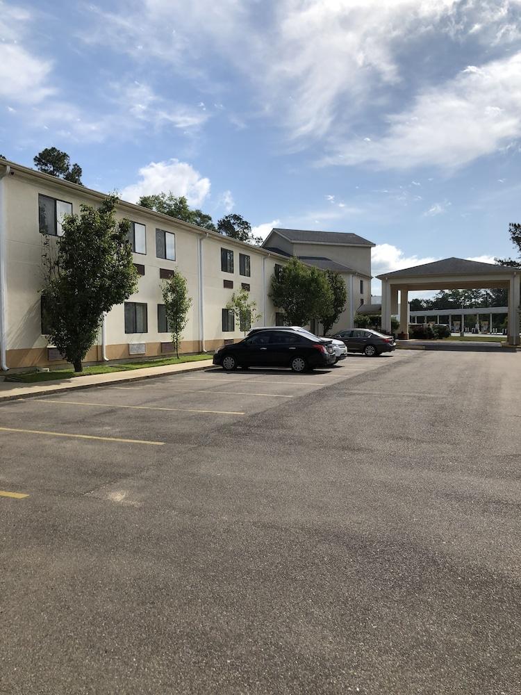 Millennium Inn Ellisville Esterno foto