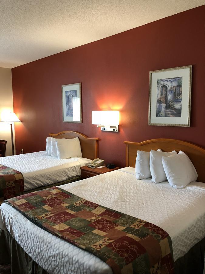 Millennium Inn Ellisville Esterno foto
