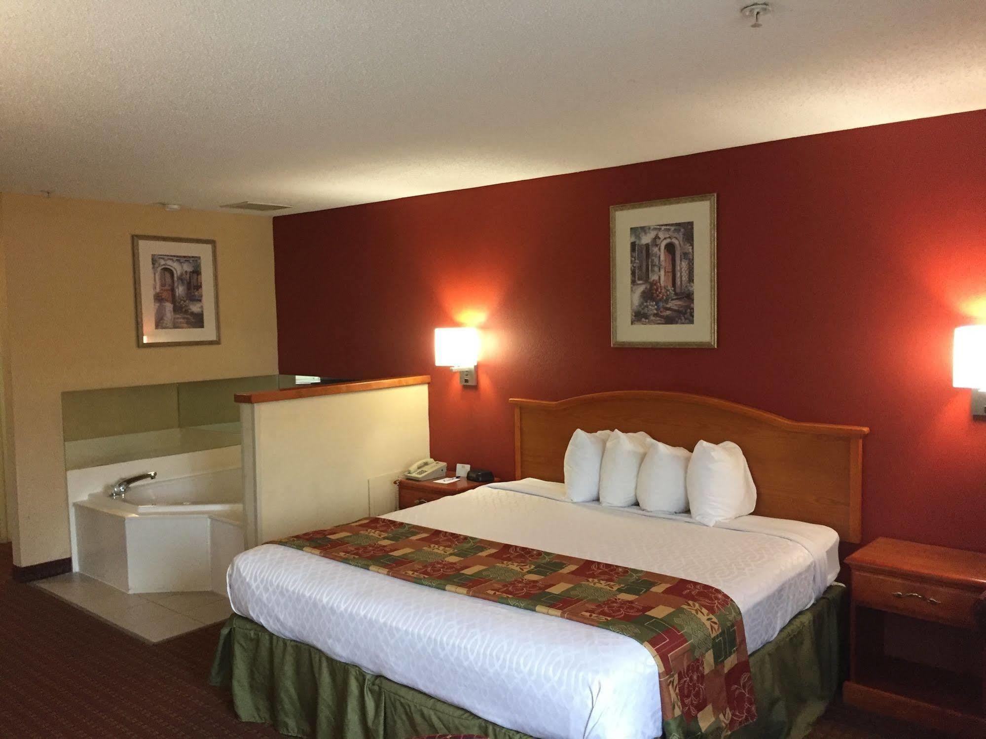 Millennium Inn Ellisville Esterno foto