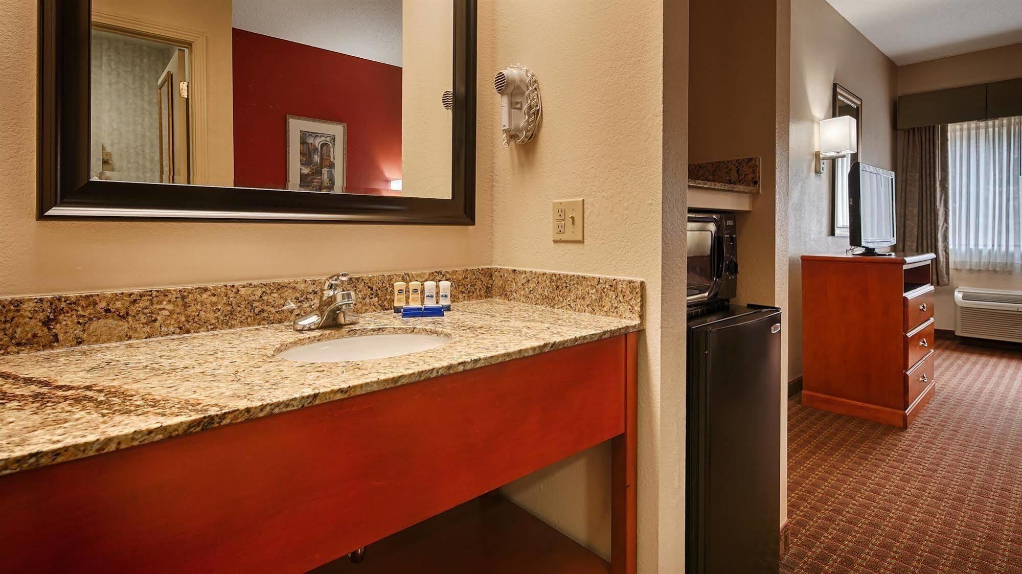 Millennium Inn Ellisville Esterno foto