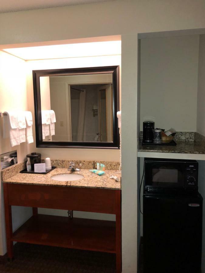 Millennium Inn Ellisville Esterno foto