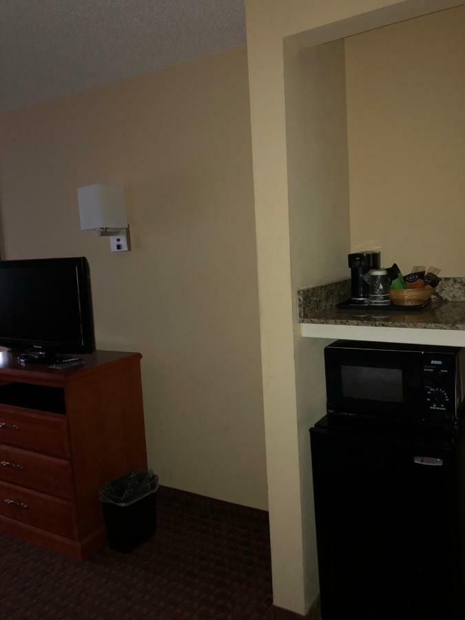 Millennium Inn Ellisville Esterno foto